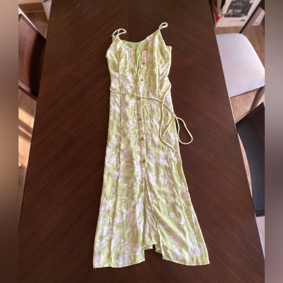 Cute green flower dress - Picture 5 of 5